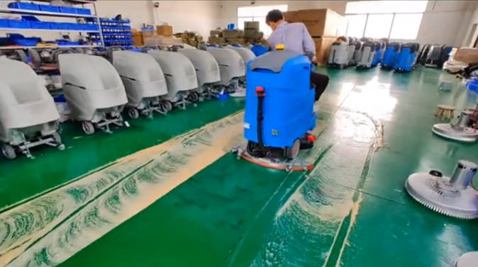 延安2023年还在用人工的物业保洁不妨试试洗地机吧